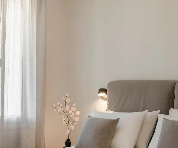 Cavaliere Seafront House - Klio Apartamento