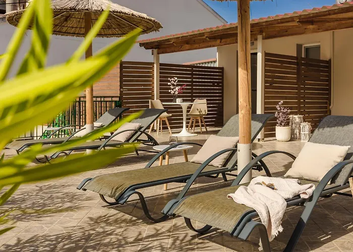 Cavaliere Seafront House - Klio Apartamento *