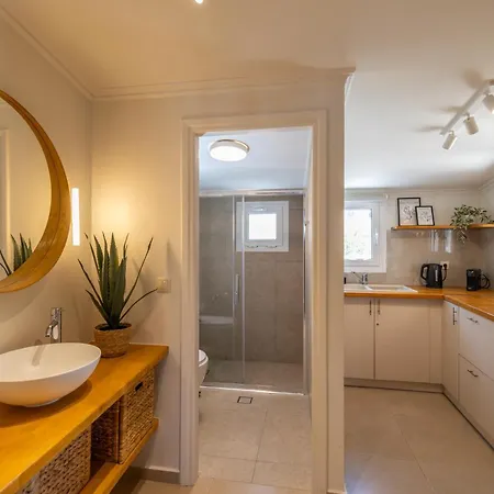 Cavaliere Seafront House - Klio Apartamento *