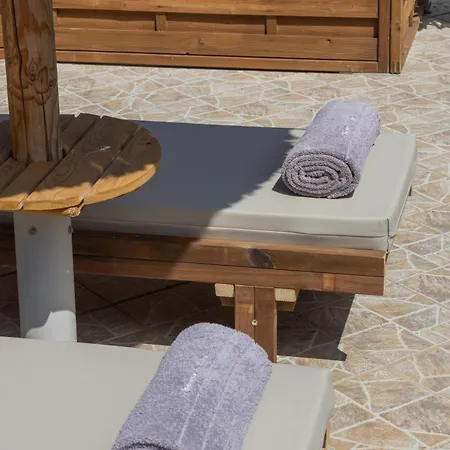 Cavaliere Seafront House - Klio