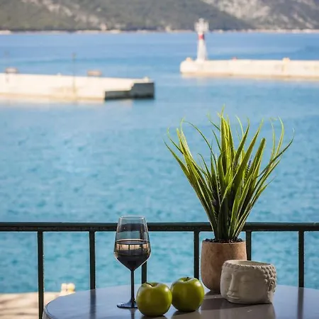 Cavaliere Seafront Suite - Klio *