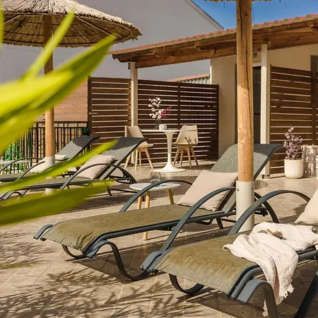 Cavaliere Seafront Suite - Klio Apartment *