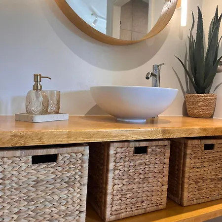 Cavaliere Seafront Suite - Klio