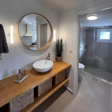 Cavaliere Seafront Suite - Klio